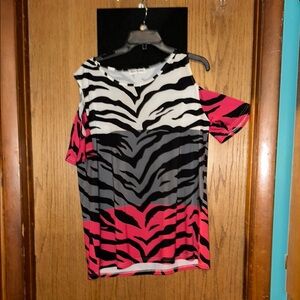 Black and White Asymmetrical Short Sleeve Blouse